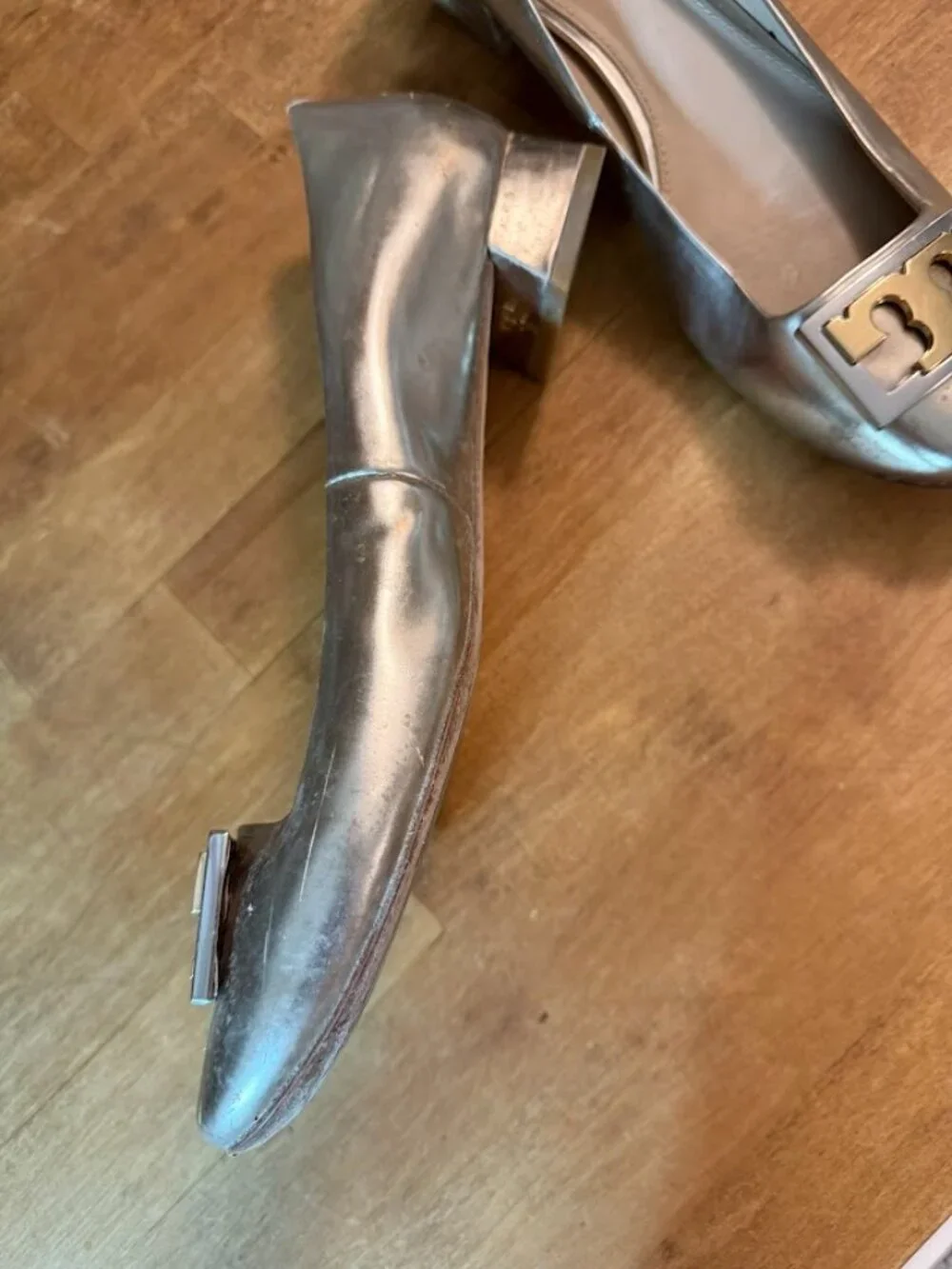 Authentic Rare Tory Burch Gigi Dress Mirror Metallic Pump Size 8 Shoes
